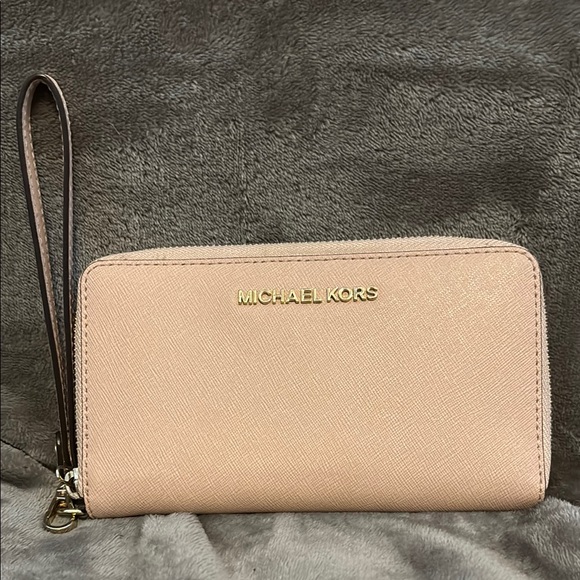 Michael Kors Wristlet Wallet - Picture 2 of 4